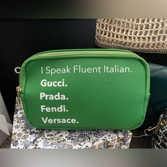 DEVON🌟Green “I Speak Fluent Italian” Bum Bag w/ Gold Hardware 🌟NWT - Picture 3 of 7